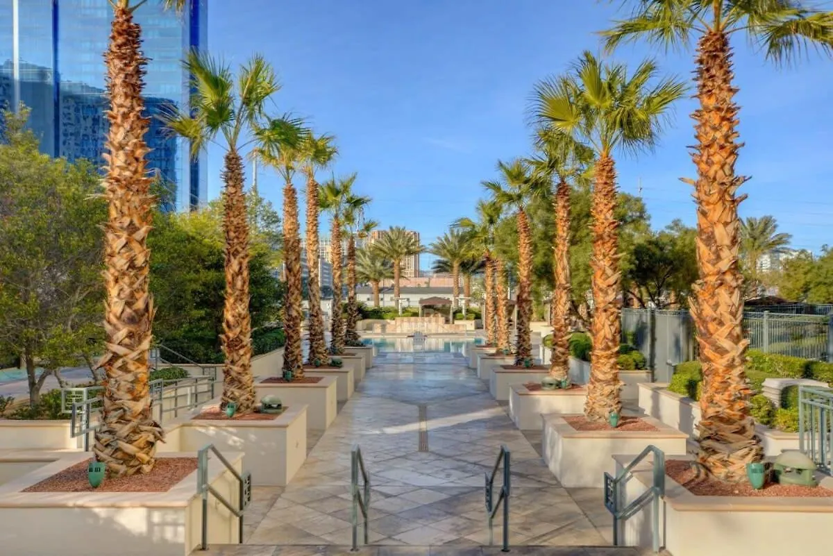 Mgm Signature-18-703 Strip View Jacuzzi Studio Las Vegas United States