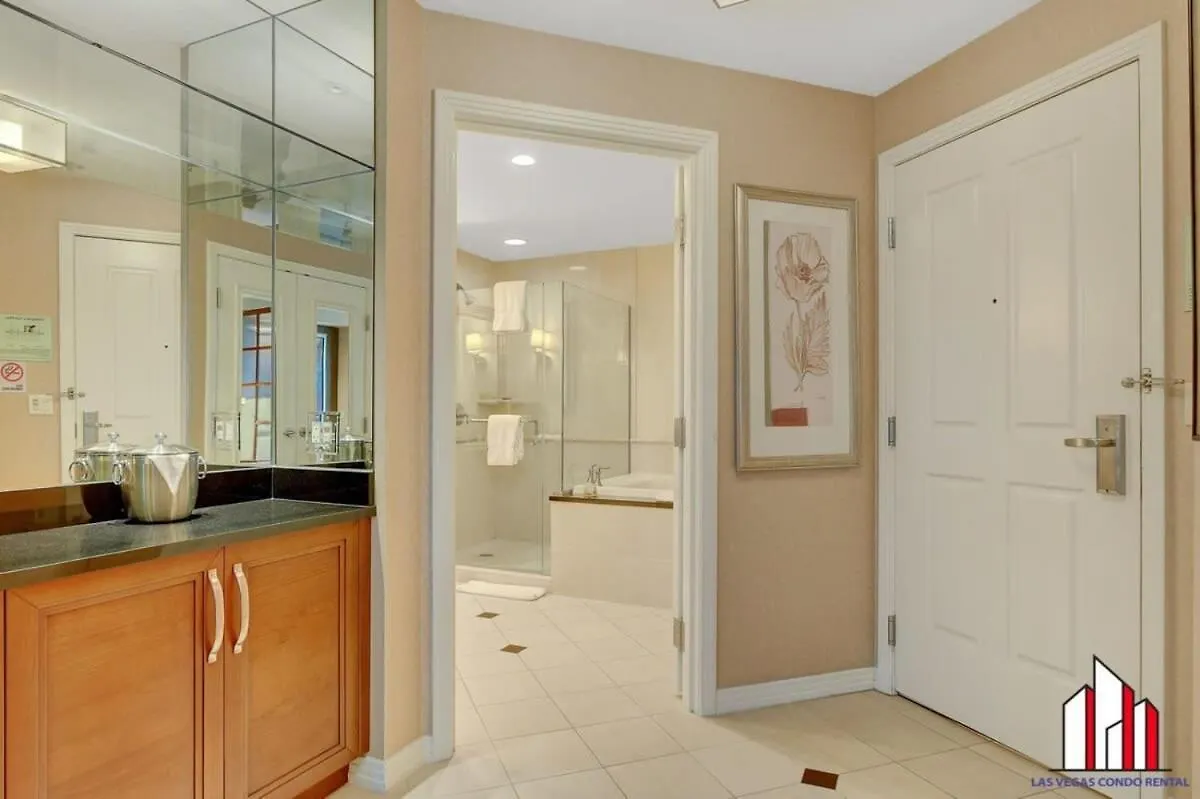 Holiday home Mgm Signature-18-703 Strip View Jacuzzi Studio Las Vegas