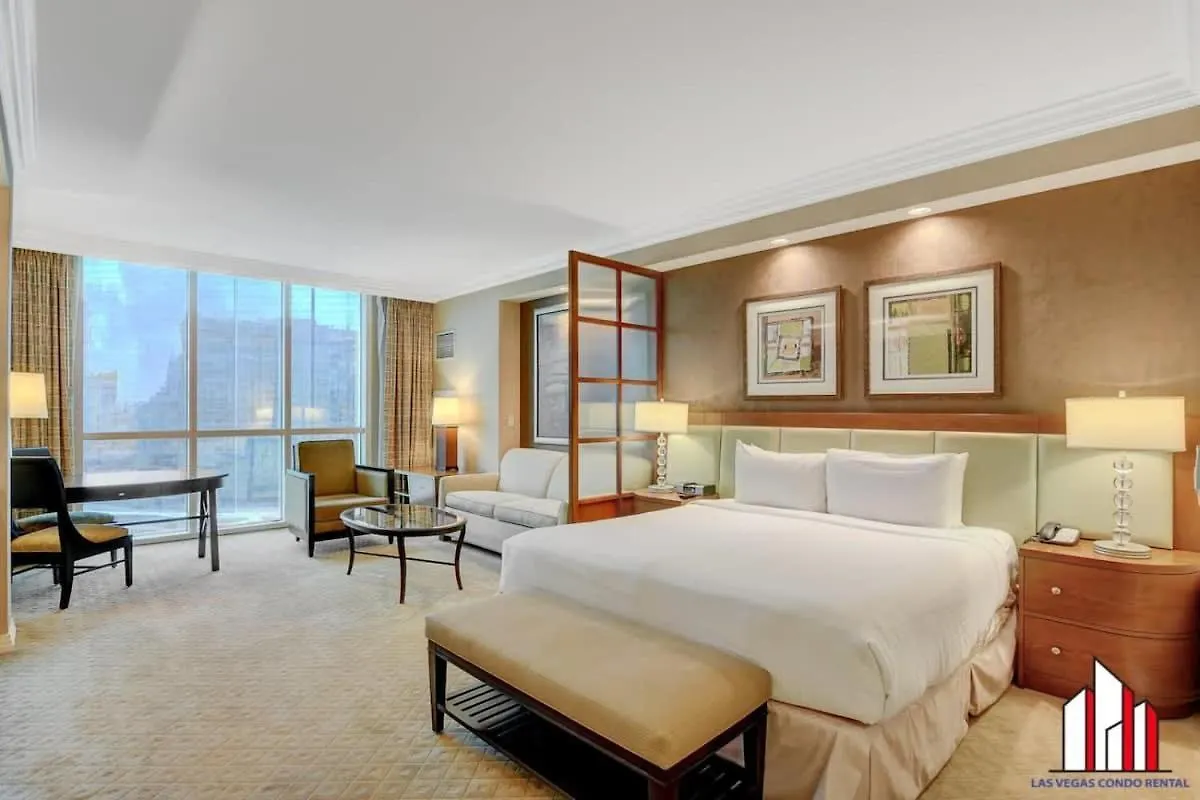 Mgm Signature-18-703 Strip View Jacuzzi Studio location